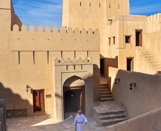 Nizwa & Al Hoota Cave